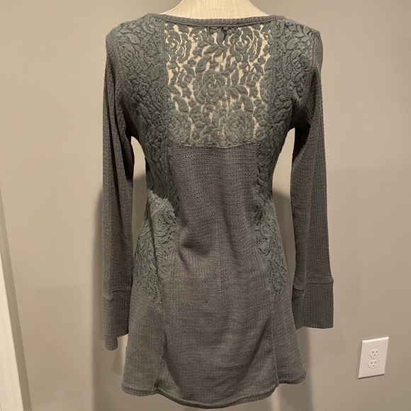 RXB Long Sleeve Waffle Weave Tunic Size: M - Picture 3 of 13